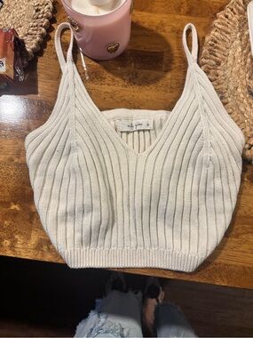 V-Neck Ribbed Cream Crop Tank Top